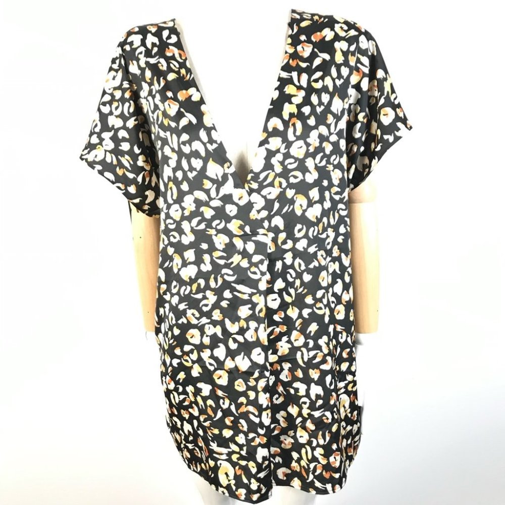 BNWT Addition Elle V-Neck Blouse 2X